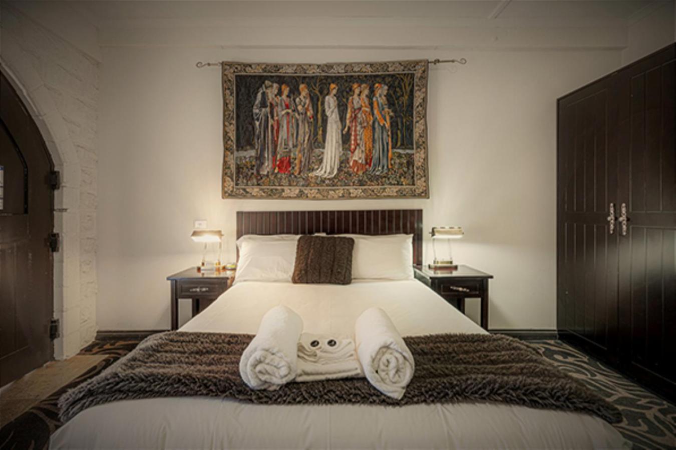 Kryal Castle 4*